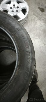 215/60r17 - 2
