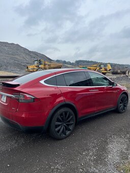 TESLA MODEL X 90D AWD ROK 2016 - 2