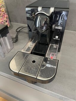 Nespresso - DeLonghi - 2