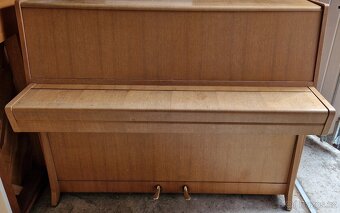 Piano Petrof K114 - 2