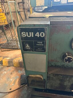 Soustruh na kov SUI 40/2000 - 2