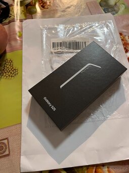 Samsung Galaxy S25 256gb - 2