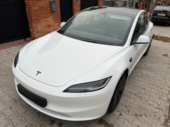Tesla Model 3 Premium Long Range All-Wheel Drive - 2