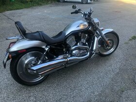 Harley Davidson v rod - 2