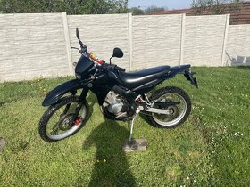 Yamaha xt125R - 2