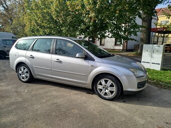 Ford Focus 1.6 - 2