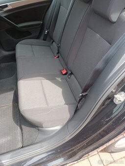 VW Golf 7, r.v. 2017, Diesel, NAVI, př. + zad. asistent - 2