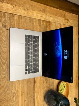 MacBook Air 15" M3 2024 - 2