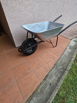 Prodám stavební kolečka česká výroba - 2