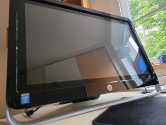 HP Pavilion 22 TouchSmart AIO PC Intel i5,12GB RAM,512GB SSD - 2