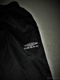 tepláky Umbro - 2