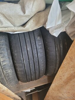 Pneu 205/55 r16 - 2