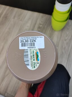 Plastové květináče - 2