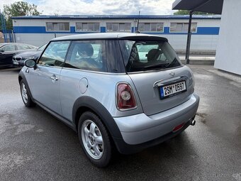 Mini Cooper One 1.4i - 2