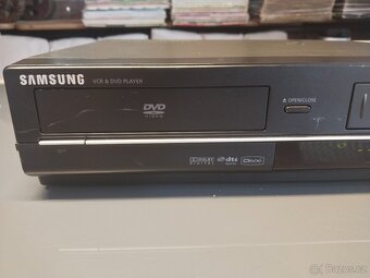 Samsung DVD-V6700 stolní VHS rekordér a přehrávač DVD, SVCD, - 2