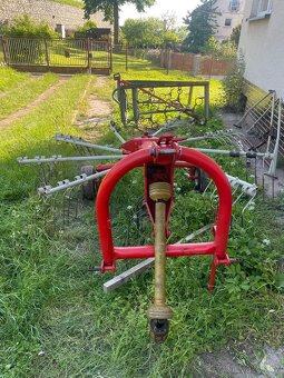 Hrabacka Kuhn GA300 - 2