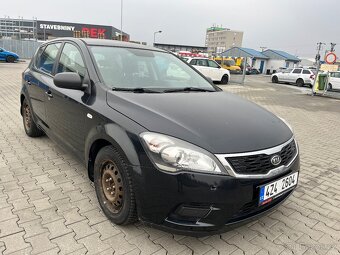 Kia Ceed 1.6 CRDI - 2
