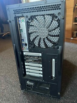 Prodám starší herní PC – bez funkční grafické karty - 2
