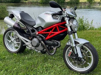 Prodám DUCATI MONSTER 1100 - 2