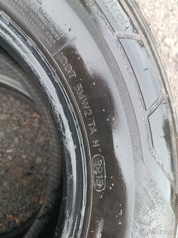 195 R14 C HANKOOK-2 KUSY LETNÍCH ZÁTĚŽOVÝCH PNEU -8-9 mm - 2
