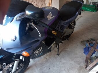 Honda CBR 600 - 2