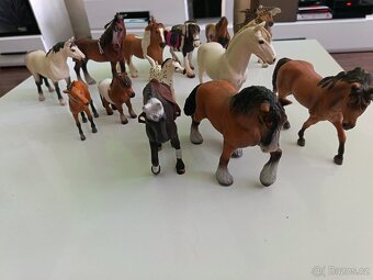 Prodám Schleich koně - 2
