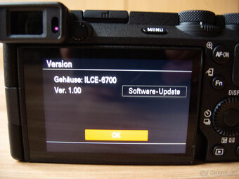 Sony Alpha ILCE-6700 tělo černé (jako nové) se zárukou - 2