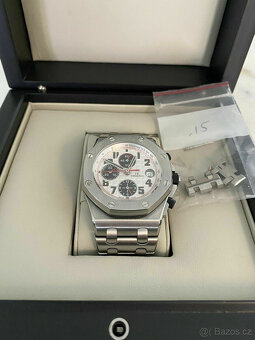 Audemars Piguet Royal Oak Offshore Chronograph Stříbrná pand - 2