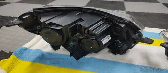 Toyota Proace II 2016 - Jumpy Expert - Svetlo Xenon Lampa - 2