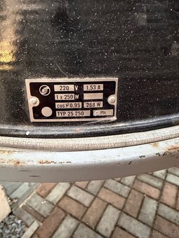 Industriální lampa - 2