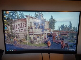 MSI 144 HZ 24 Palcu - 2