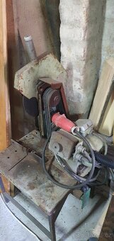 Rozbrusovaci pila. - 2