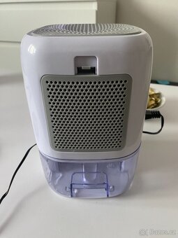 Prodám odvlhčovač vzduchu Ruhhy - 2