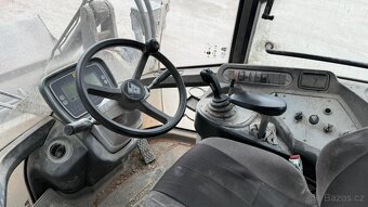 Kloubový nakladač JCB 426e - 2