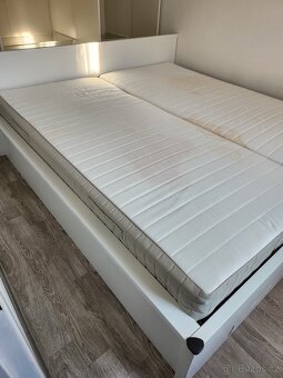 Manželská postel Ikea - 2