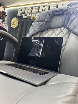 Apple Macbook Pro 15 2018 - 2