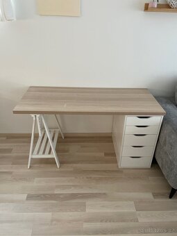 Pracovní stůl Ikea - 2