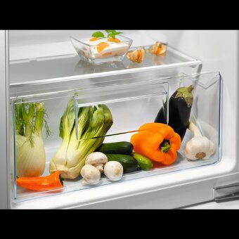 Vestavná lednice Electrolux LFB2AF88S - nová - 2