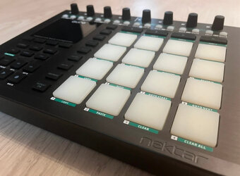 Nektar Aura / Aruba Beat Production Controller - 2