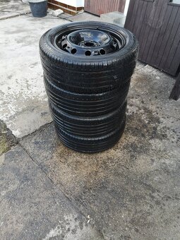 Plechová kola s pneumatikami 195/50 R 15 - 2