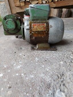 Elektromotory MEZ Mohelnice - 2