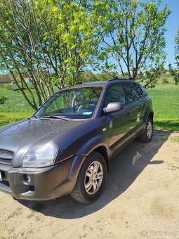 Hyundai Tucson - 2