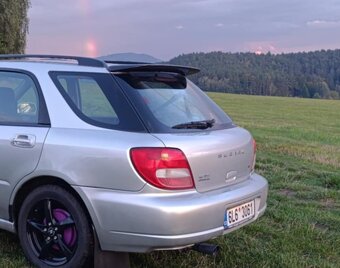 Křídlo Impreza Wagon - 2