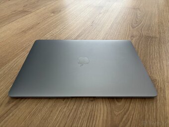Apple MacBook Air 2020 i3, 8GB, SSD 256GB - 2