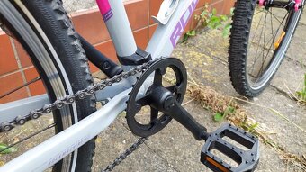 Prodám dívčí kolo Rock Machine Thunder 26" - 2
