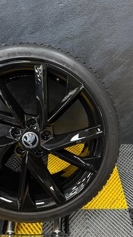 ALU kola Škoda VEGA 19" 8J ET44 - 2