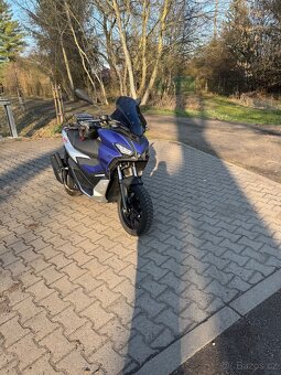 Aprilia SR GT 125 - 2