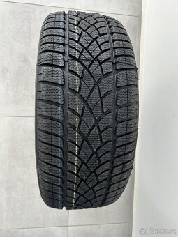 Dunlop SP Winter Sport 3D 235/40 R19 96V XL - 2