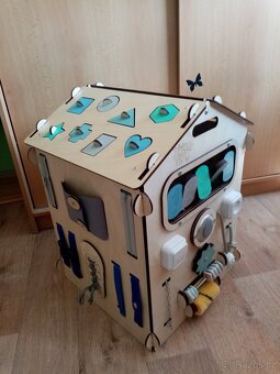 Domeček Busykids - 2