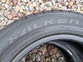2ks zimních pneu Falken Eurowinter 215/60/17C - 2